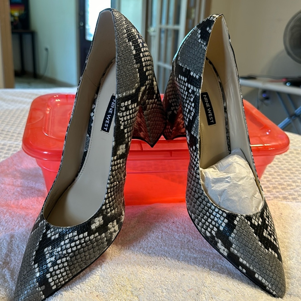 Nine West  3 inch stack heel